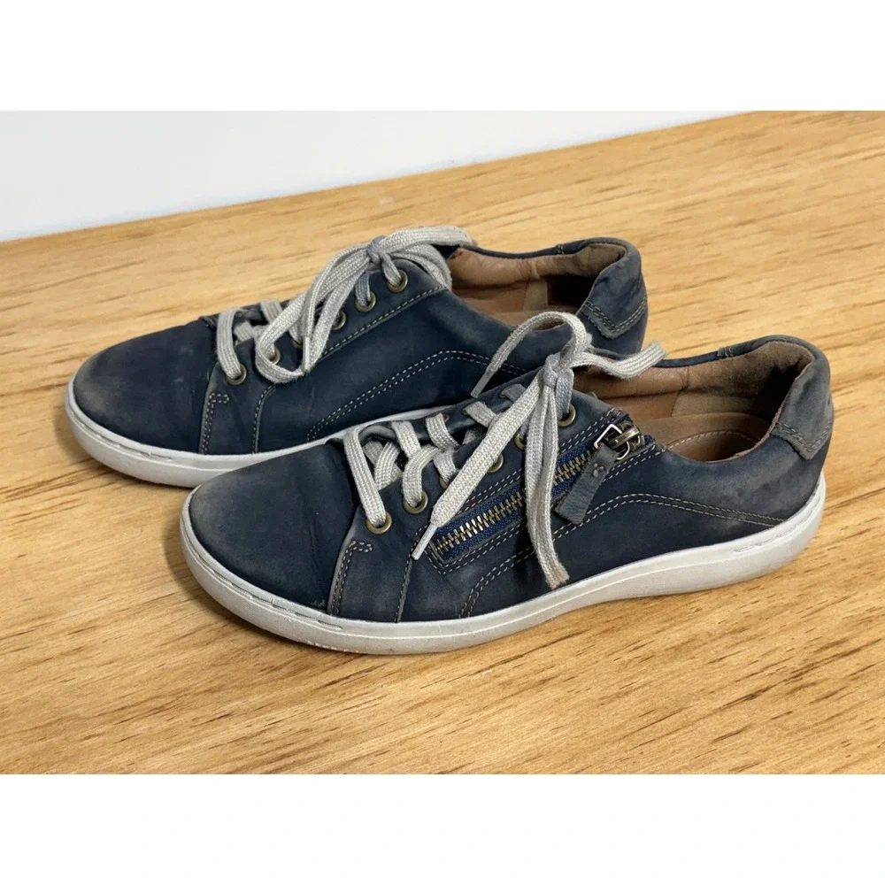 Clarks Un Rio Zip Navy Blue Nubuck Leather Sneakers‎ Womens 7 W Wide